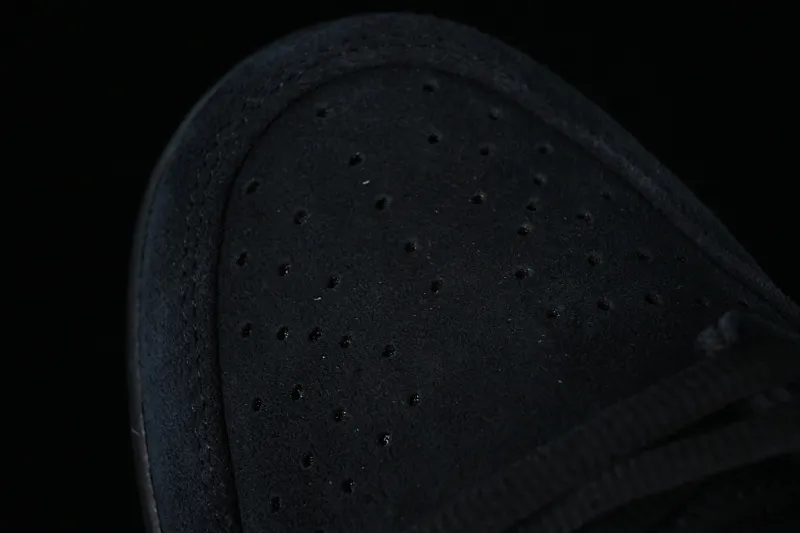 All categories Nk SB Dunk Series Nk SB Dunk Low Low-top sneakers N version Nk SB Dunk Low Raw rubber black and gray SB Dunk Series low-top casual sports skateboard shoes BQ6817-010